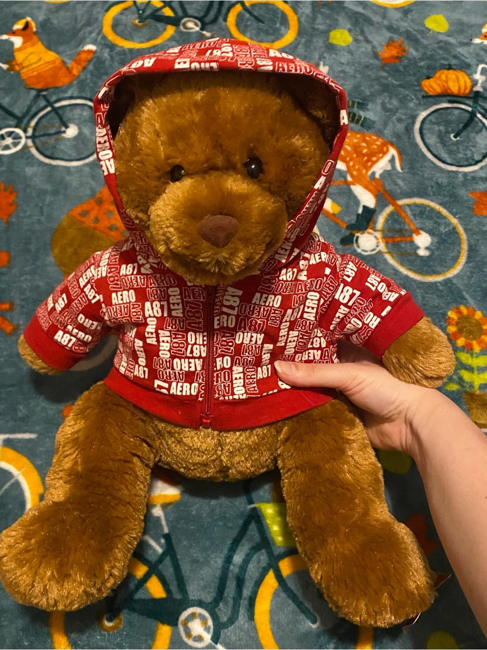 Brown 2007 Aéropostale Teddy Bear w/ Red/White All Over Print AERO Hoodie & Tag
